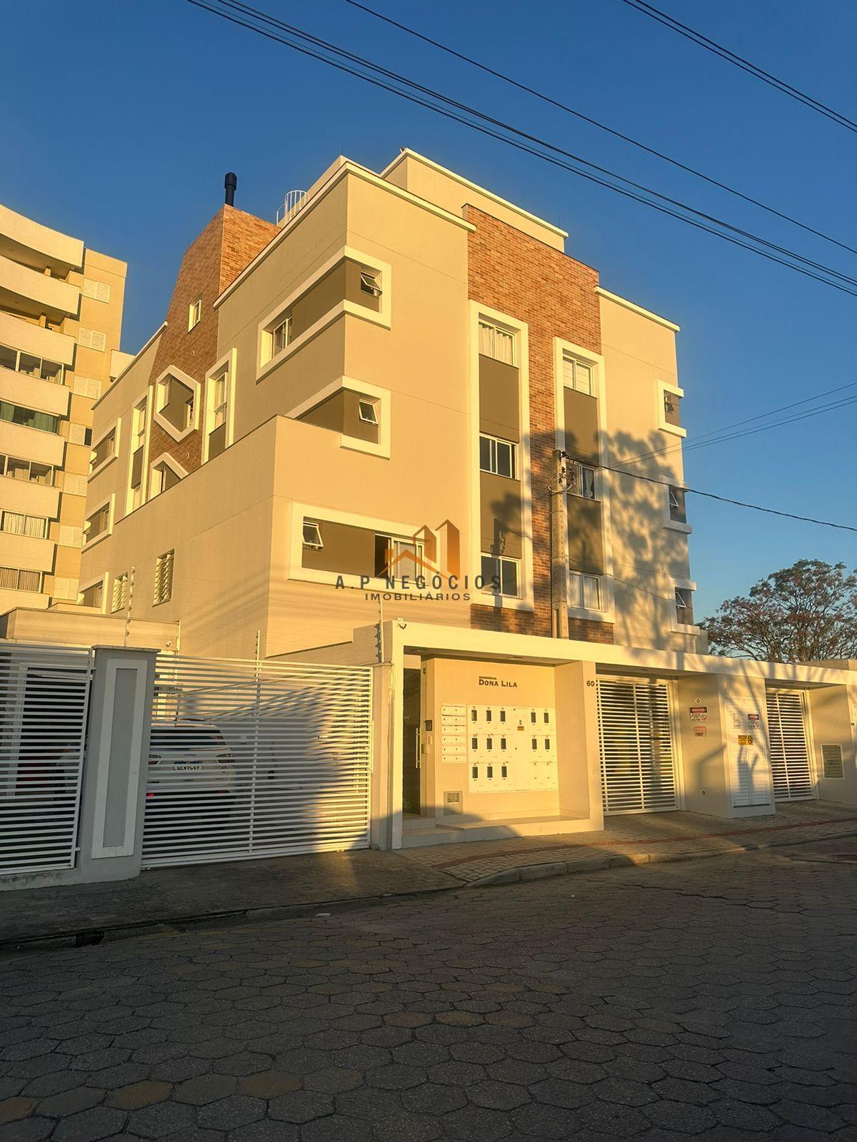 Apartamento com 2 quartos, 68m², à venda em Tijucas, Centro - AP Negócios Imobiliários