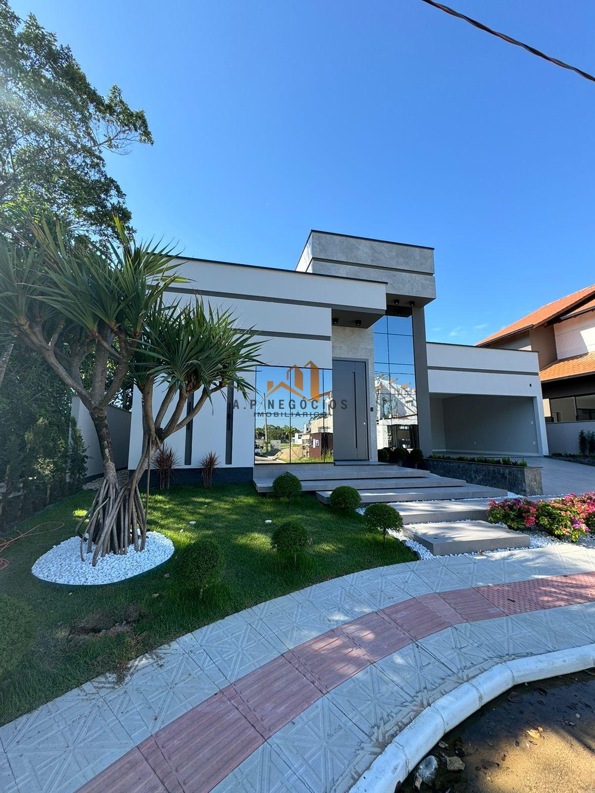 Casa com 3 quartos, 180m², à venda em Tijucas, Universitário