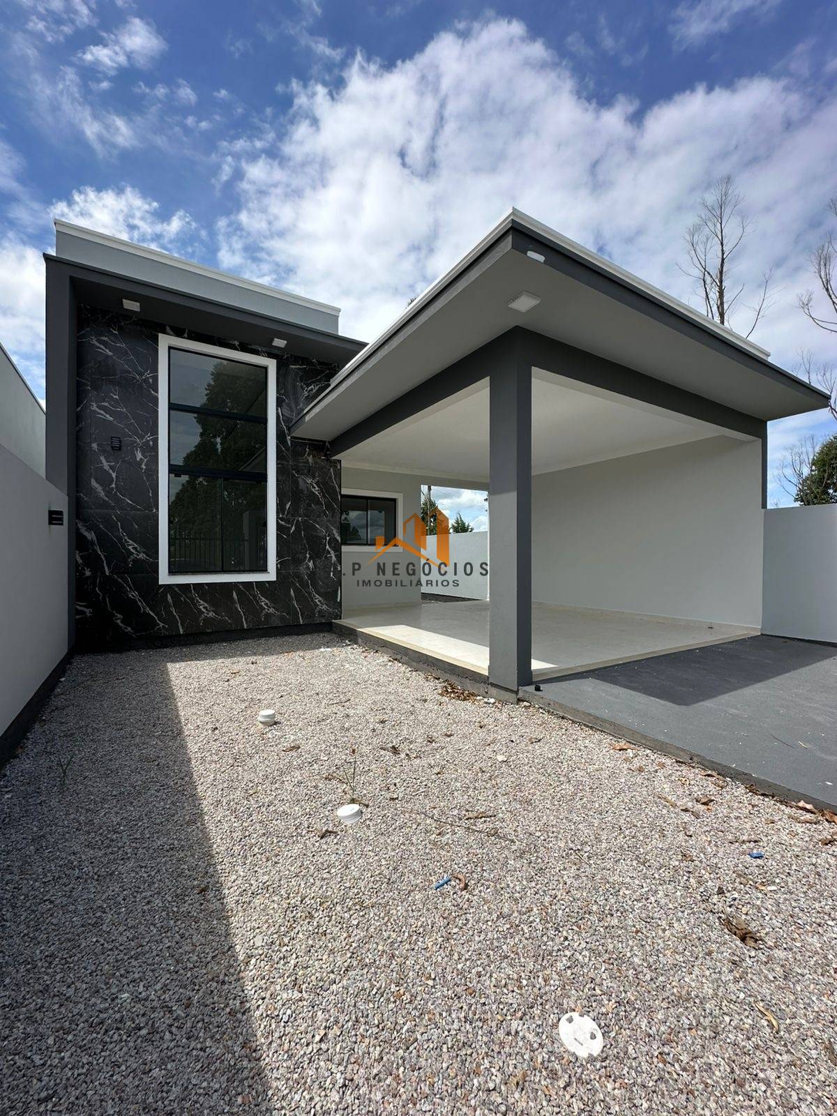 Casa à venda em Tijucas, Joaia Loteamento Flora e Flora, com 3 quartos, 104m²