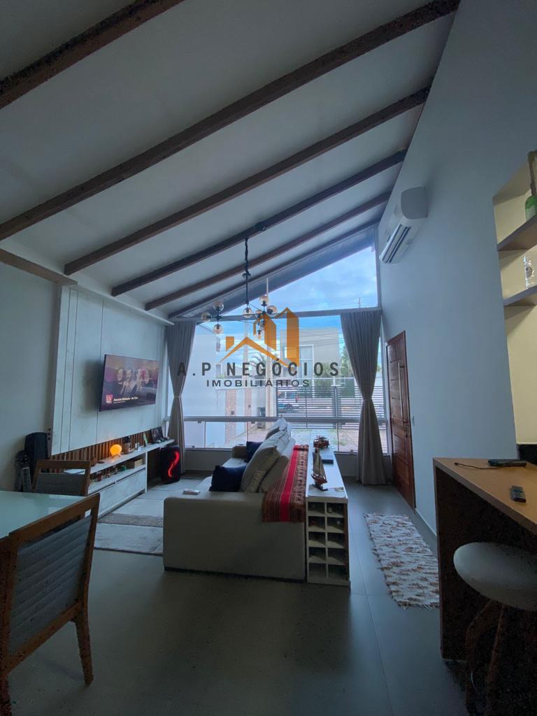 Linda Casa Mobilhada com 3 quartos. Com 120m² de área construída em Tijucas S.C. no Centro. - AP Negócios Imobiliários