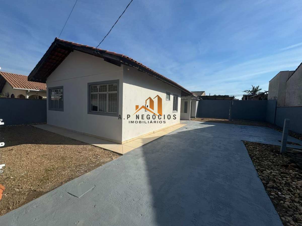 Casa à venda em Tijucas, Centro, com 2 quartos, 44,57m²