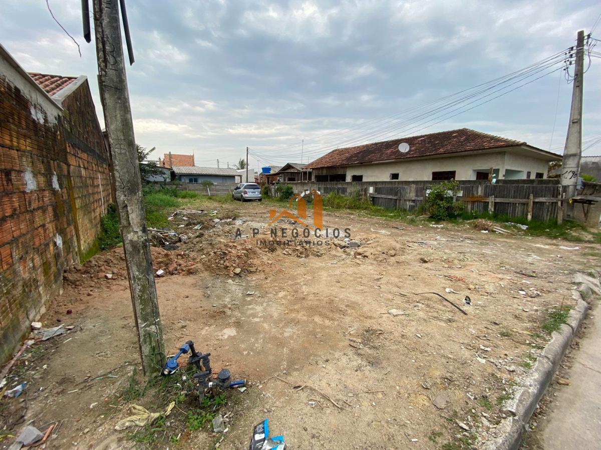 Terreno à venda em Tijucas, Praça, 308m²